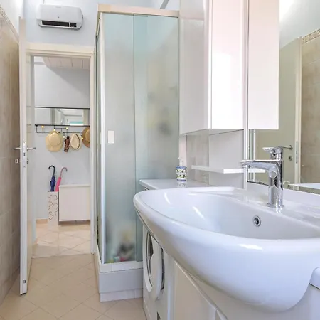 2 Bedroom In * ראפאלו